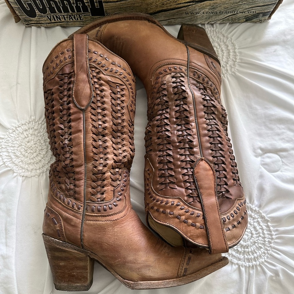 CORRAL sand braided shaft boots